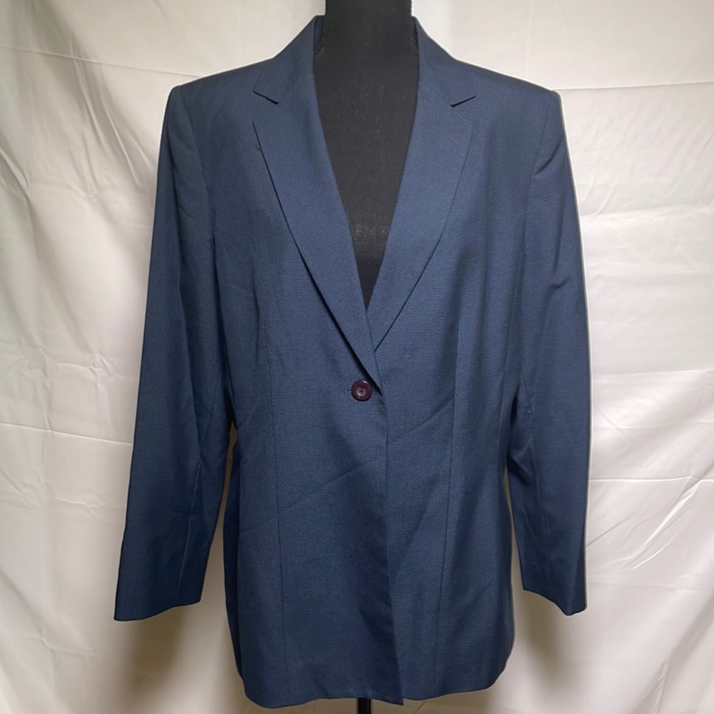 Le Suit Blazer & Skirt Suit Set